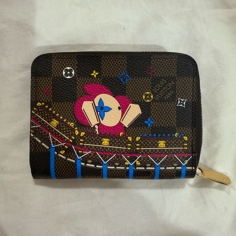 Louis Vuitton zippy coin limited edition